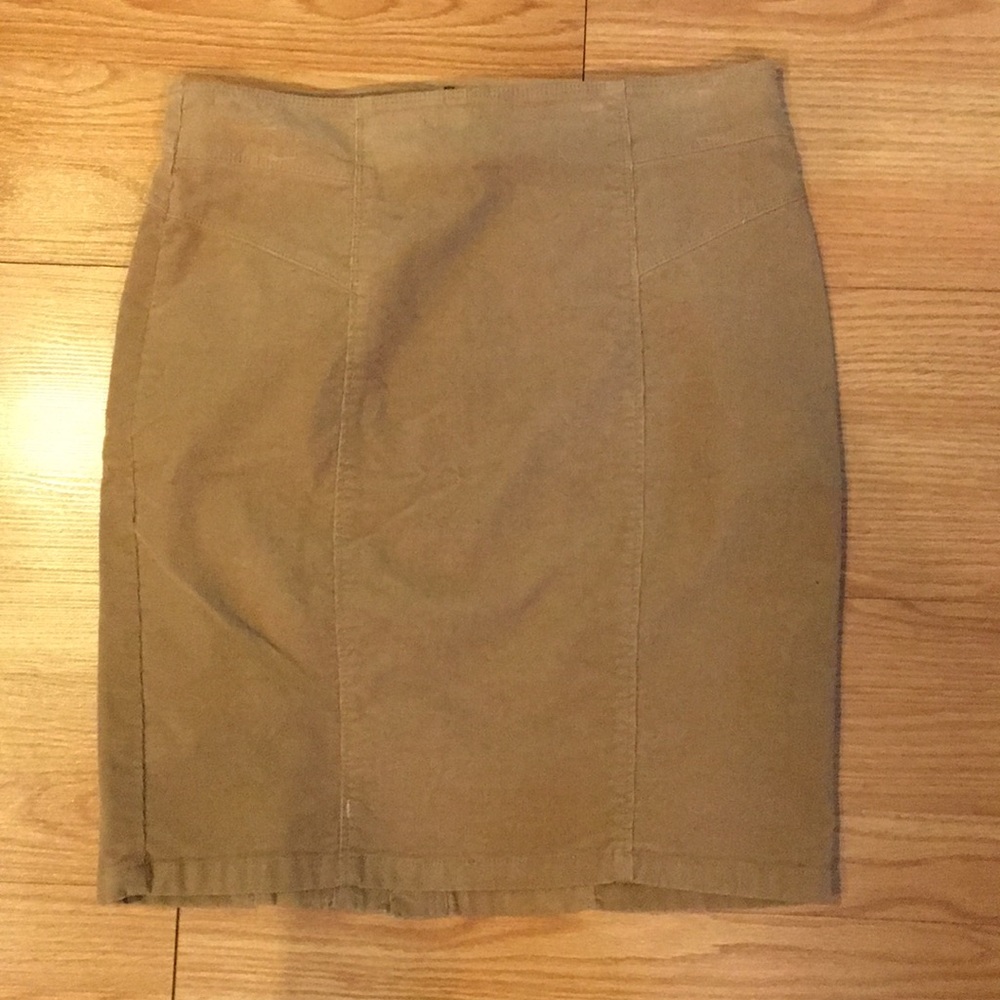 Ann Taylor Petite corduroy skirt, size 8P